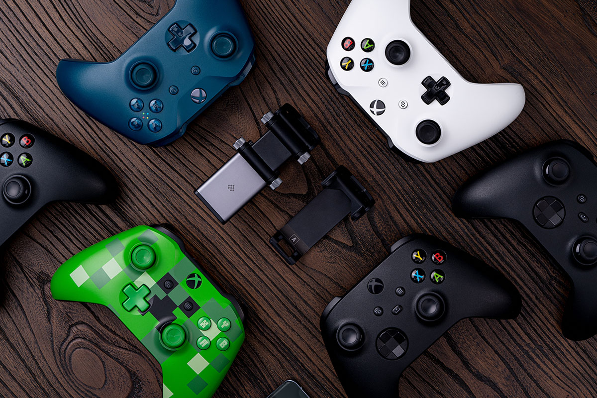 Support de mobile réglable 8bitDo pour manette Xbox One et Xbox Elite