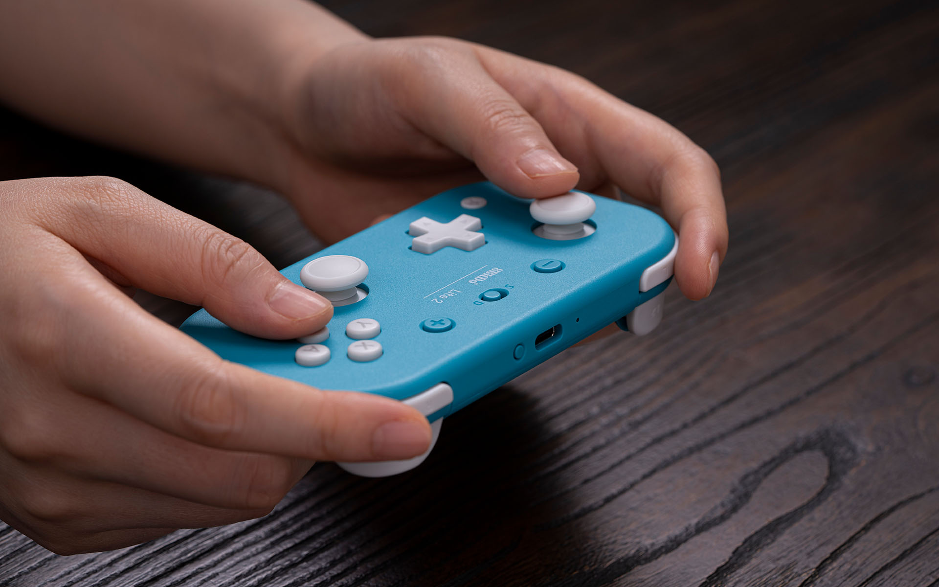 Gamepad Inalámbrico 8bitdo Lite2 Bluetooth Abs Para Android Switch con  Ofertas en Carrefour