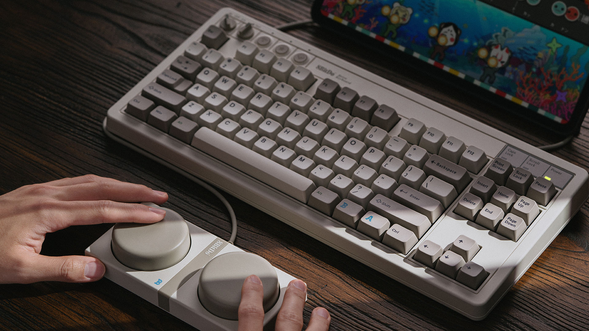 Retro Mechanical Keyboard - M Edition