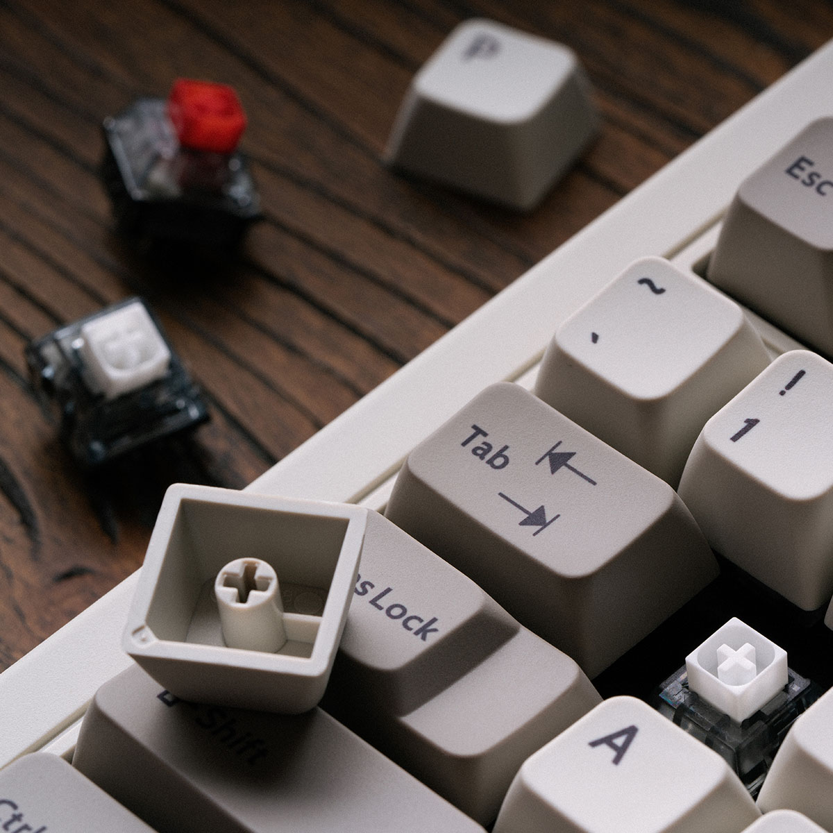 Retro Mechanical Keyboard - M Edition