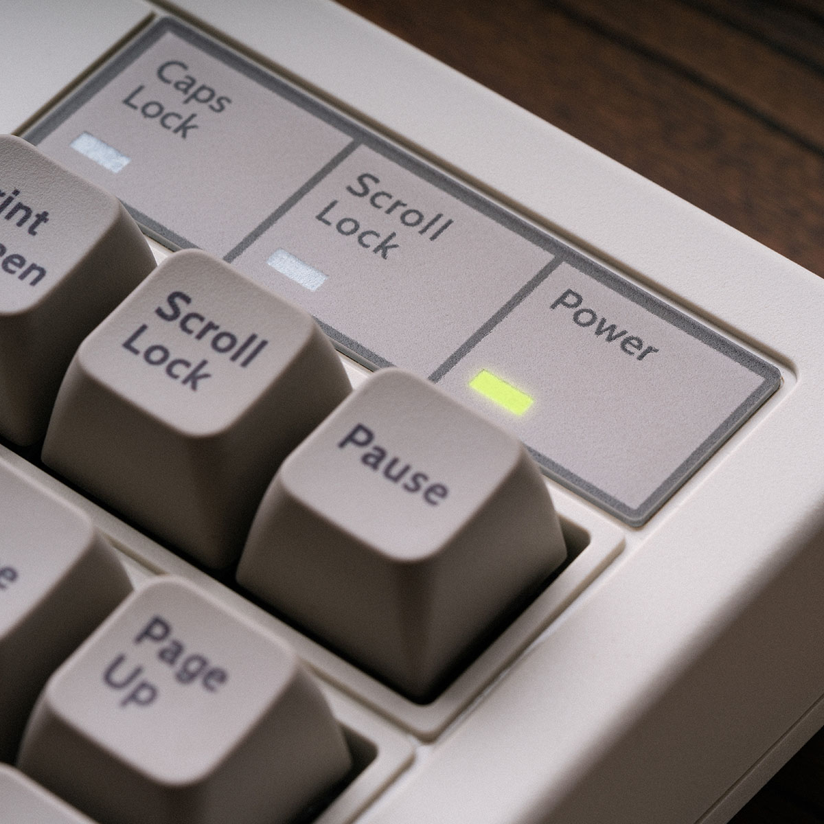 Retro Mechanical Keyboard - M Edition