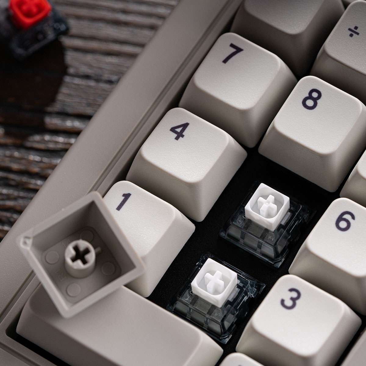 Retro 18 Mechanical Numpad